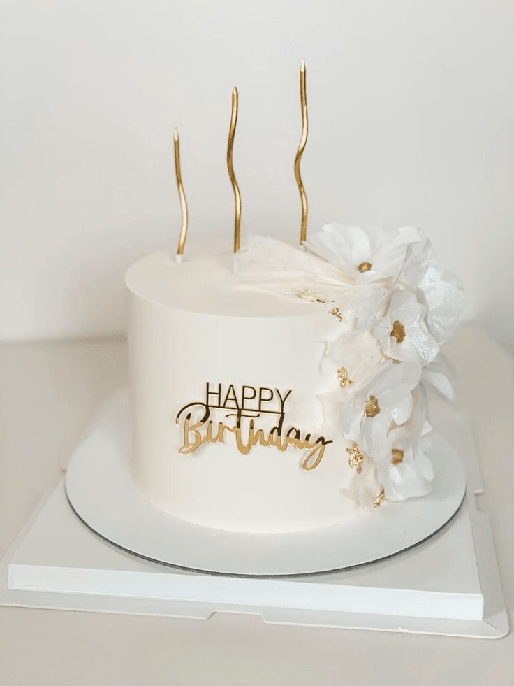 Birthday Cakes - PlateStory