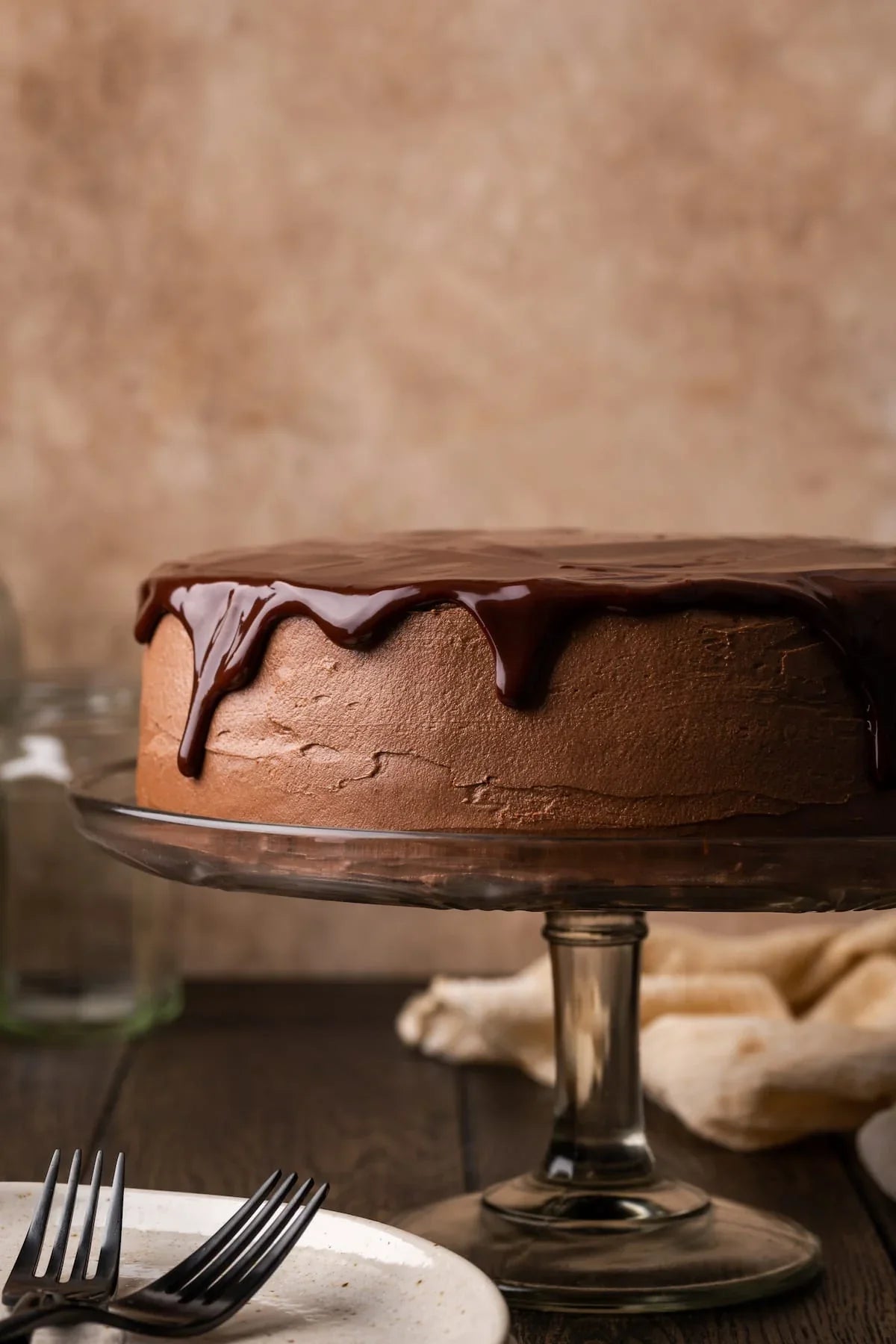 Chocolate Ganache Cake - PlateStory
