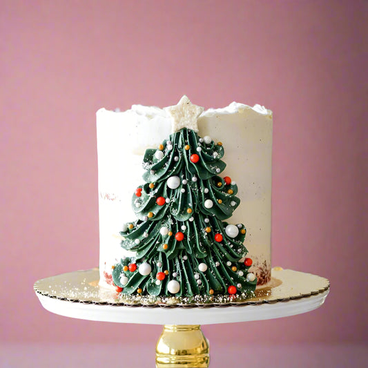 “Twinkling Lights Cake” decorated with edible string lights